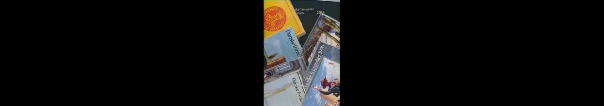 KÆMPE PRISNEDSÆTTELSE PÅ FRIMÆRKE ÅRSMAPPER