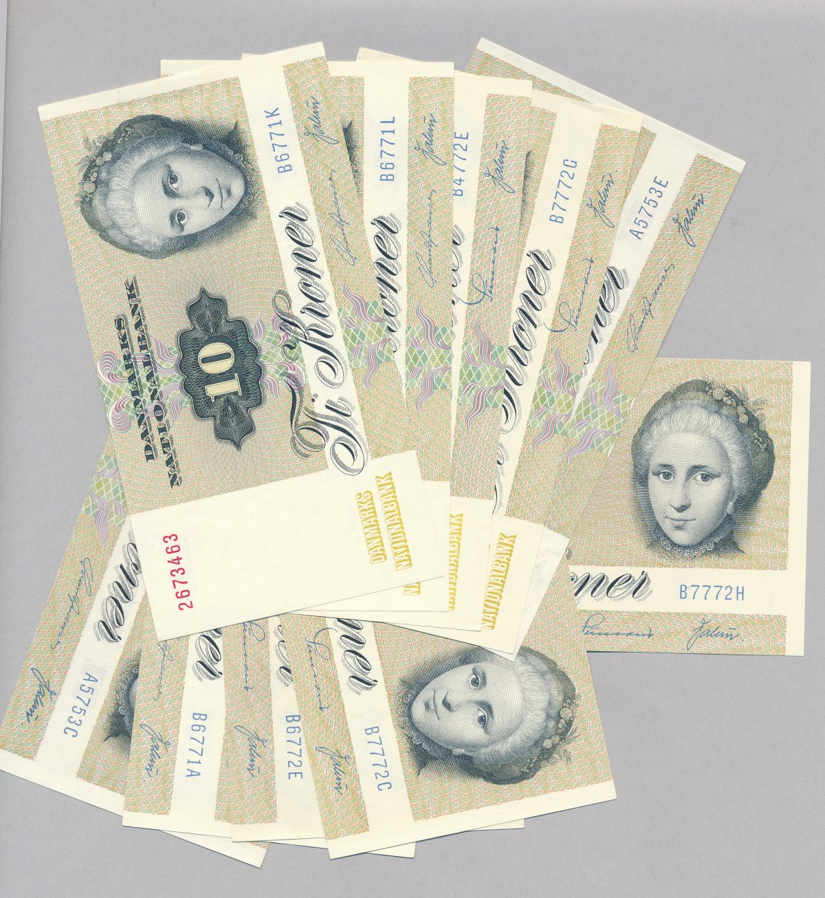 1975 - 77, 10 kroner, sedler, 1 bundt, 0, 1 foldet seddel, - 10 kroner ...