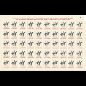 1941, Kong Christian X til hest, helark, foldet, hjrne verst til hjre mangler,