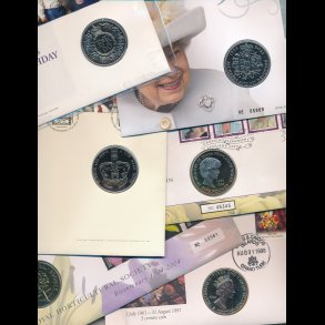 Lot engelske 5 pounds i frstedagskuverter,