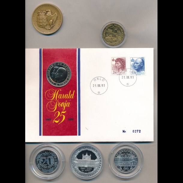 6 forskellige medaljer, B,