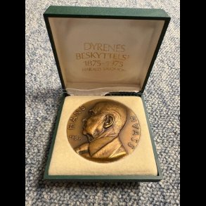 1975, Dyrenes Beskyttelse 1875-1975, Harald Salomon, original ske medflger, nedsat fra 90,-kr