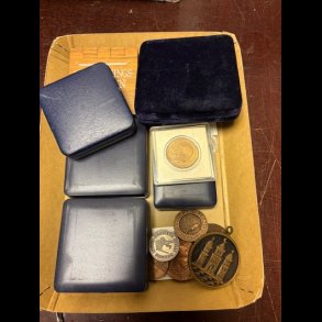 Samling nr 1 af medaljer, mange spndende,