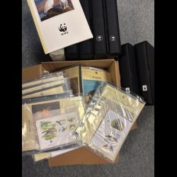 KMPE parti WWF frimrker, plastiklommer, bind og kassetter, alt helt nyt,